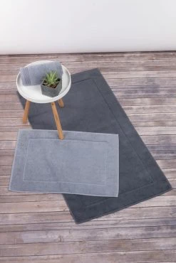 Freundin Home Collection Badevorleger "HOME" In Graphit - (L) 70 X (B) 50 Cm 5 Freundin Home Collection Badevorleger "HOME" In Graphit - (L) 70 X (B) 50 Cm -Schiesser Shop freundin home collection badevorleger home in graphit l 70 x b 50 cm 1